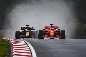 Verstappen megúszta büntetés nélkül a Török Nagydíjat, Latifi figyelmeztetést kapott