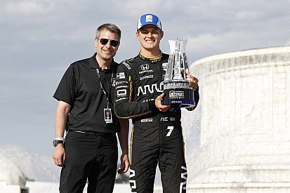 Már dobogóra is állt az IndyCarban az ex-F1-es svéd