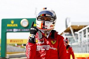 Vettel le roba la pole a Hamilton en Canadá