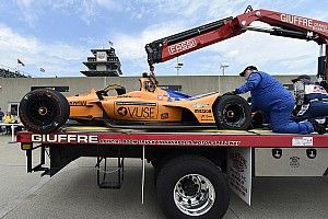 Alonso explica por que bateu no muro de Indianápolis