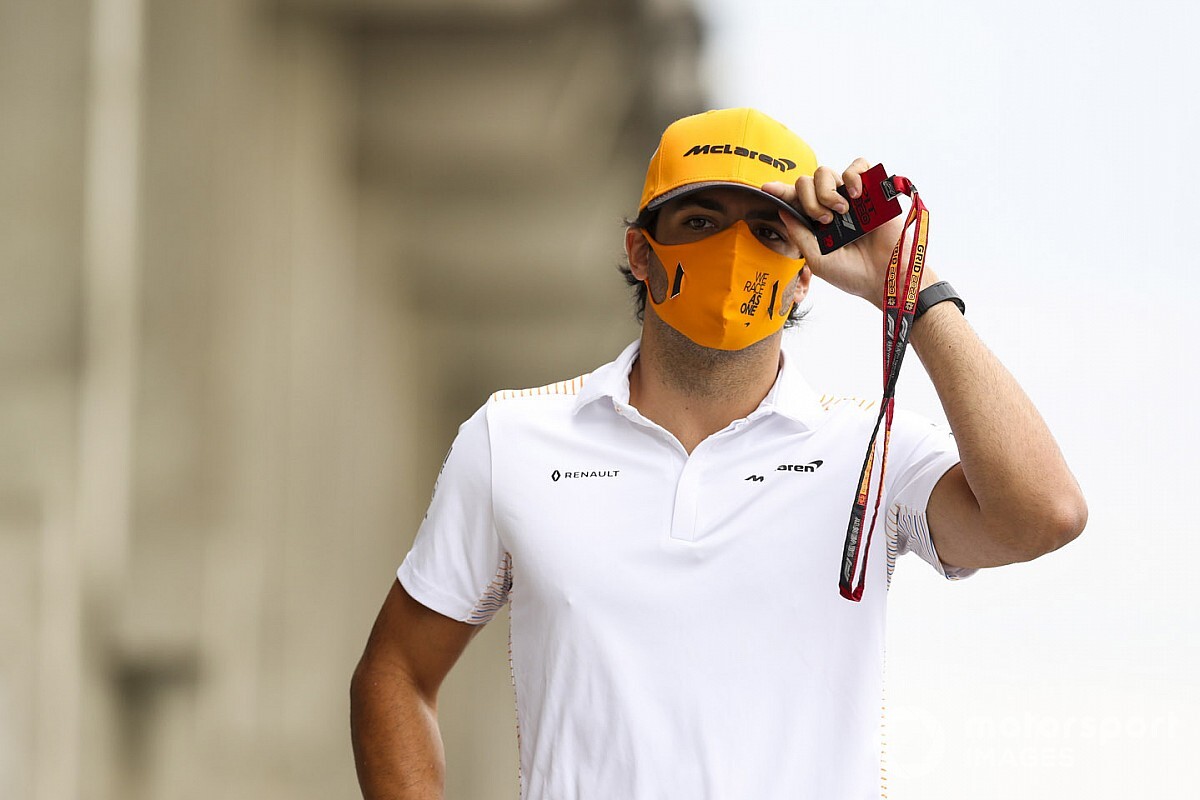 Sainz nie martwi się o Ferrari