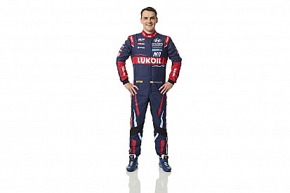 ÉLŐBEN a WTCR virtuális versenye: Michelisz és Tassi is rajthoz áll (19:30)