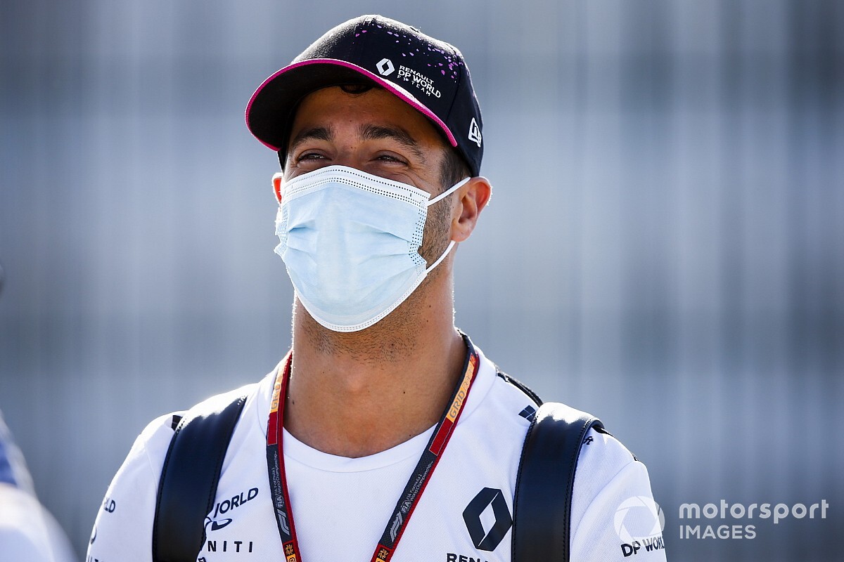 Ricciardo: Egyértelműen dobogóra akarok állni, talán meg is büntetnek majd…