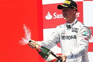 Mercedes: lamentamos no haber visto a Schumacher ganar con nosotros
