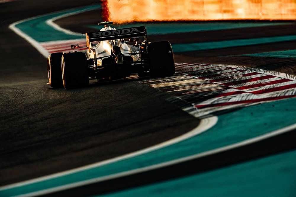 F1 | Pirelli: i cordoli di Abu Dhabi fanno temere un bis del Qatar