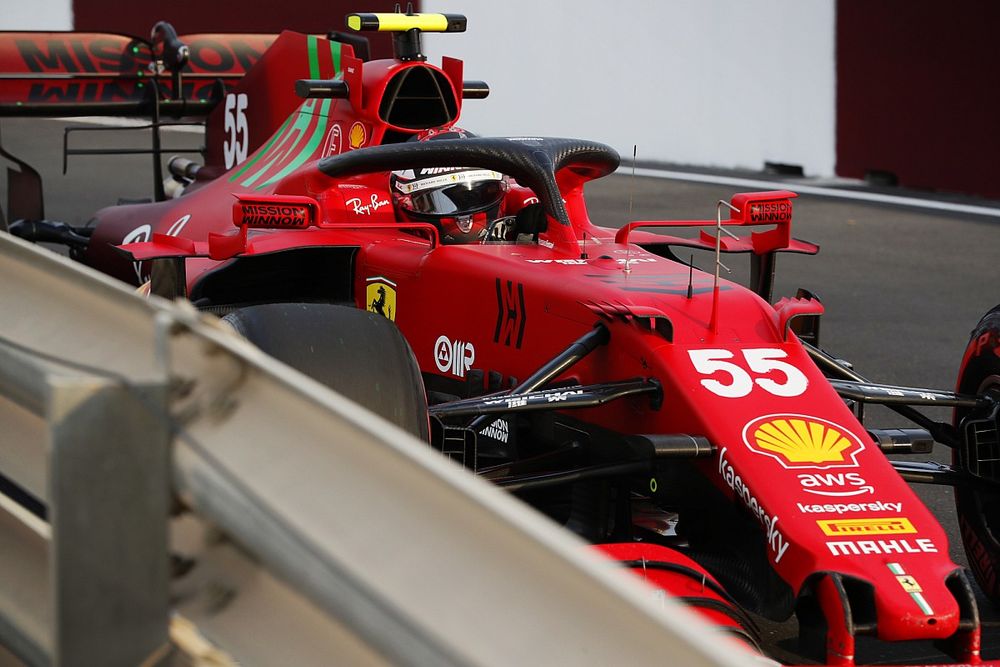 Бинотто: Ferrari не дорабатывала машину-2021