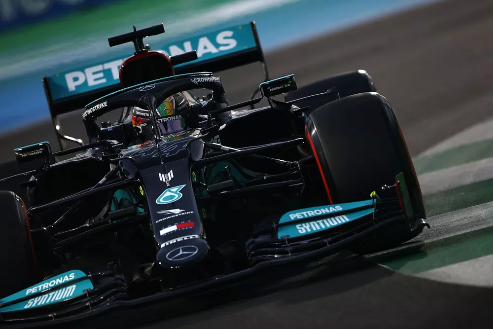 Lewis Hamilton, Mercedes W12