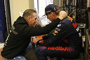 De 33 mooiste foto’s van Max Verstappen in het Formule 1-seizoen 2021