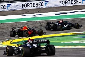 Hill: Red Bull net wat scherper in het gebruik van tweede rijder