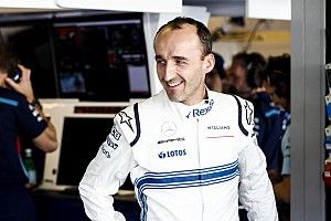 Kubica sokáig maradna a Forma-1-ben