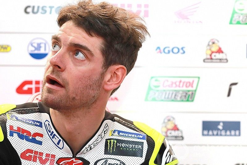 Crutchlow se volverá a operar de la pierna derecha este jueves en Melbourne