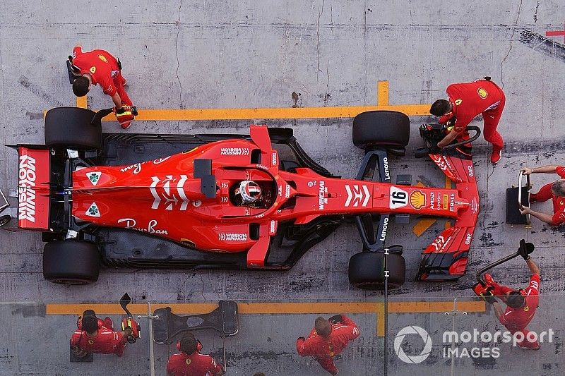 Leclerc „érzelmesként” értékelte első ferraris tesztjét
