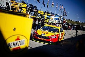 NASCAR Cup Kansas starting lineup in pictures