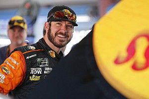 Homestead-Auftakt: Zwei der vier Anwärter auf den NASCAR-Titel vorn