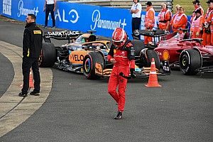 F1 - Villeneuve: "Leclerc falou como se já fosse primeiro piloto da Ferrari, mas ele não é"