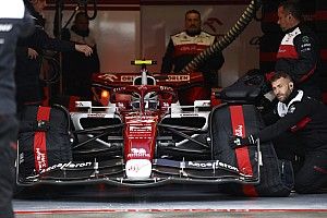 Ezzel a párossal indulhat 2023-ban az Alfa Romeo - sajtóhír
