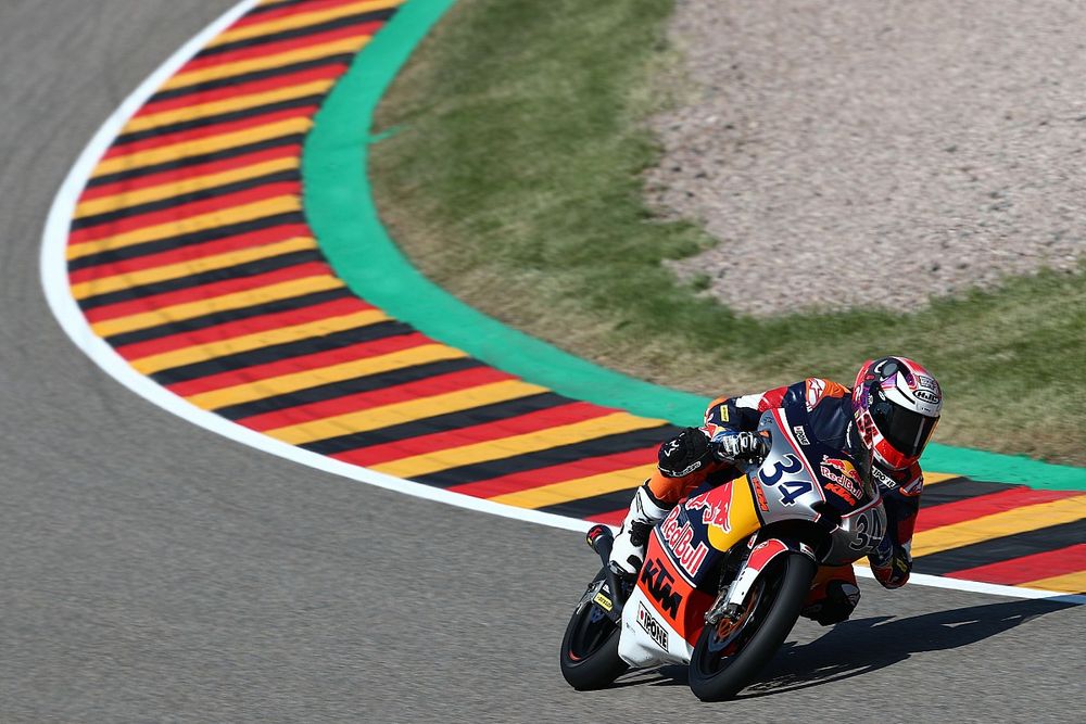 Hasil Race 1 Rookies Cup Jerman: Mario Aji Lagi-Lagi Tak Beruntung