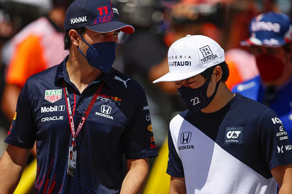Sergio P&eacute;rez, Red Bull Racing, Yuki Tsunoda, AlphaTauri