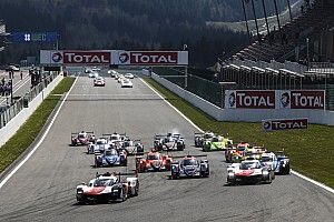 WEC, Spa, 3a Ora: la Alpine supera le Toyota, bene la Porsche