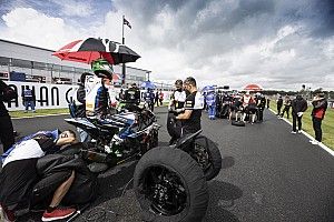 Problem Internal, RC Squadra Corse Absen di WSBK Belanda