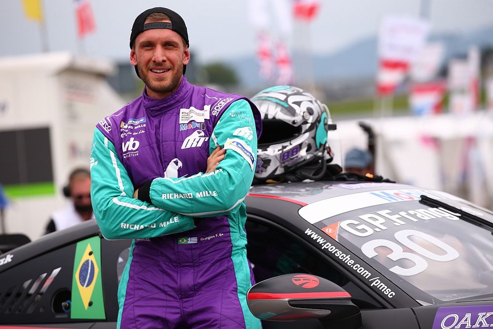 Georgios Frangulis conquista seis posições na estreia na Supercup