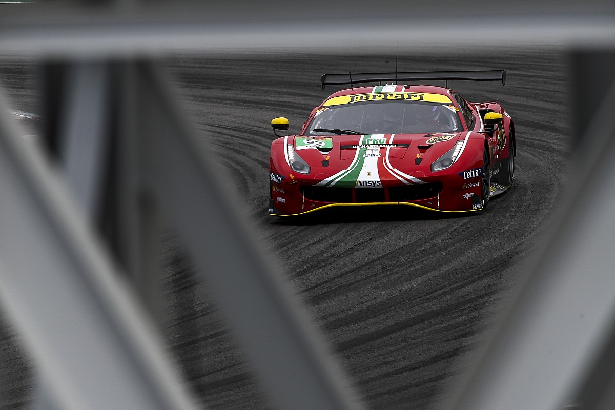 Ferrari Tepis Ide Gandeng Rossi ke Balap Ketahanan