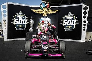 Castroneves Tak Bisa Lepas dari Balap IndyCar