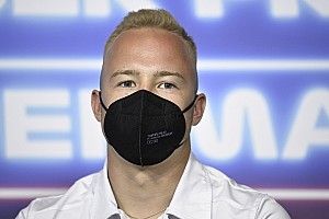 Mazepin detona "mundo de duas faces" na F1 onde pilotos de sucesso não são criticados como outros