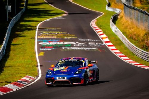 Max Verstappen décroche son permis sur la Nordschleife