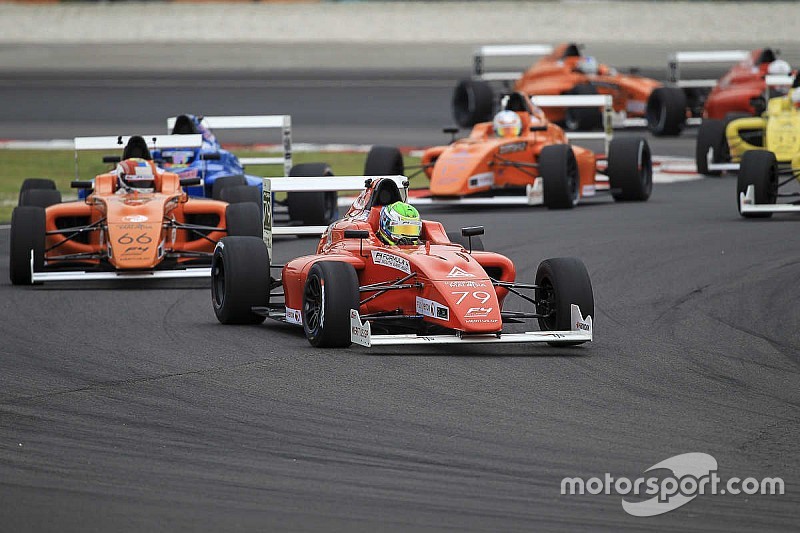 F4 SEA Sepang I: Frost dan Love juara di hari kedua, Martono rookie terbaik pada Race 3