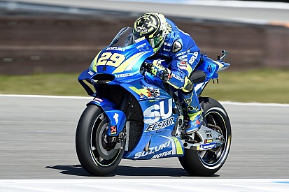 Iannone zet Suzuki bovenaan in FP3, Dovizioso veroordeeld tot Q1