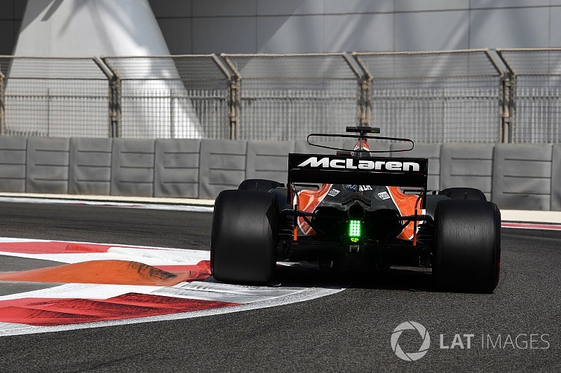A McLaren tudja, hogy a Mercedes és a Ferrari motorja is jobb a Renault-nál