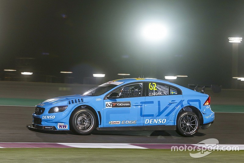 WTCC Katar: Thed Björk und Volvo sind Tourenwagen-Weltmeister