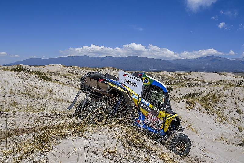 Varela vence 12º estágio e se aproxima de título do Dakar