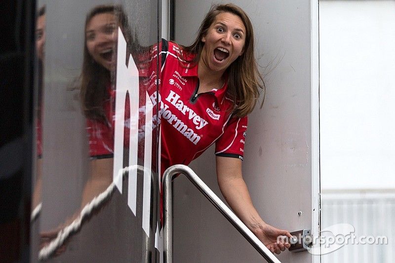 Simona de Silvestro, Nissan Motorsport