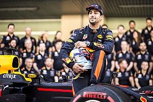Ricciardo espera igualdad de condiciones en Red Bull en 2018