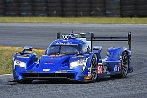 Cadillac inicia el domingo con dominio en Daytona y Alonso 11°