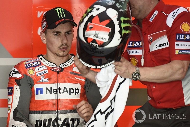 Lorenzo y Debón, divorcio inminente