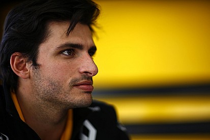 Sainz: „Kiváltság Alonso ellen harcolnom a Forma-1-ben”