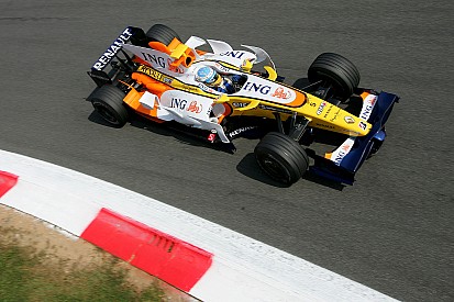 Alonso érkezhet Ricciardo helyére, aki felajánlotta magát a McLarennél
