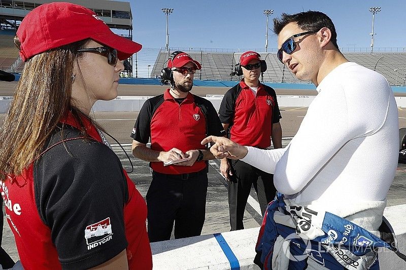 Kanaan, Rahal to test new IndyCar street course tires