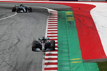 Hamilton: Mercedes "can't afford to throw away points" like this