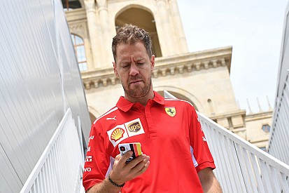 Vettel kézen áll, ha csuklik, megeszi a romlott kaját, és a brit akcentust szexinek tartja