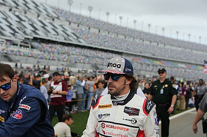 Alonso: “Contento con la experiencia de conducir tantas horas”