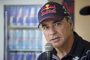 Dakar, Sainz sbotta: "Penalità ingiusta, non ci sono segni di incidente"