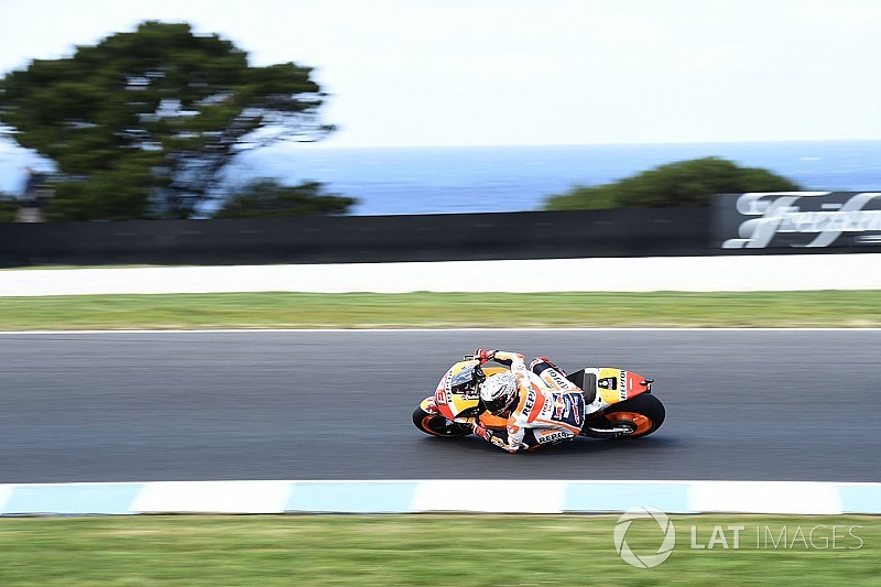 オーストラリア決勝:マルケス激戦を制し載冠に王手。ロッシ復活の2位
