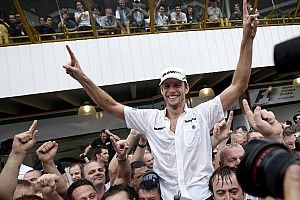 Ma van 10 éve, hogy Jenson Button megszerezte a VB-címet a Brawn GP-vel
