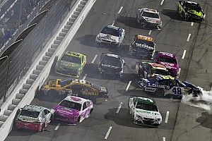 Johnson and No. 48 team have yet to find playoff 'magic' in 2017