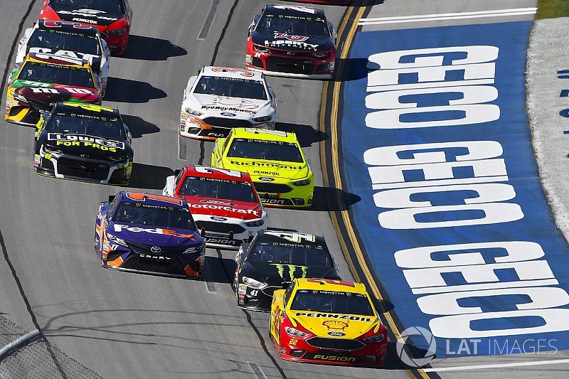 Logano: Mit gebündelter Ford-Kraft zum Talladega-Sieg