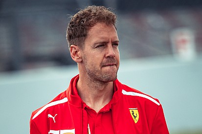 Vettel szerint a Pirelli a Mercedes és a Red Bull miatt változtatott